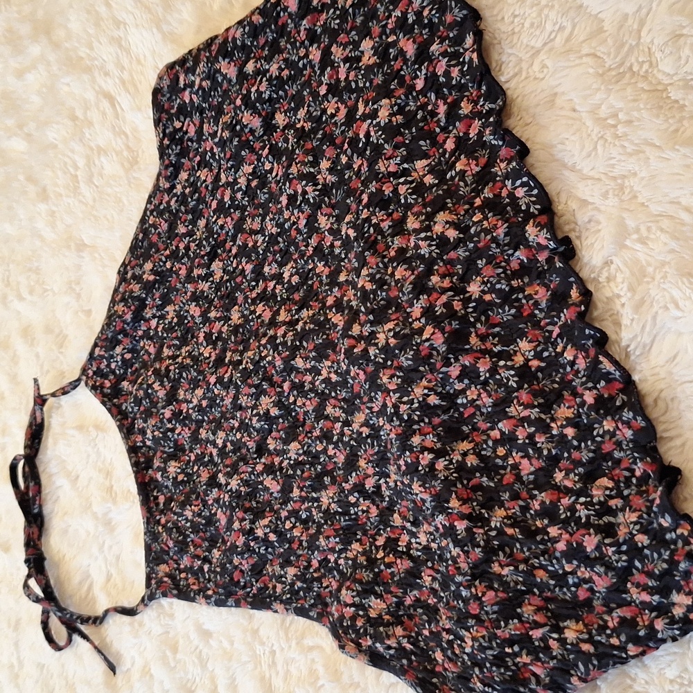 American Eagle Outfitters Floral Halter Top XS/TP/EXCH